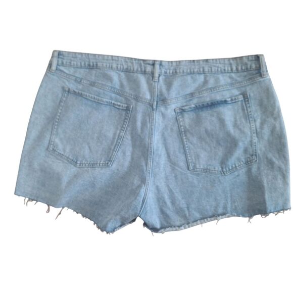 Old Navy Womens Denim Shorts OG Straight Raw Hem Plus Size 28 Country Western - Picture 3 of 7